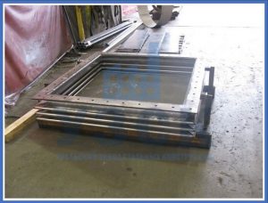 прямоугольные линзовые компенсаторы в Чите